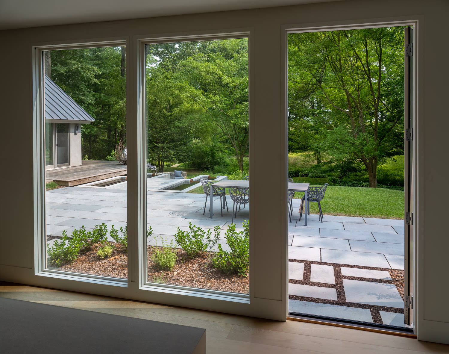 Contemporary Farmhouse
